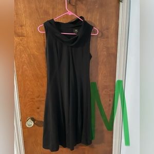Taylor by A Pea in the Pod black maternity dress